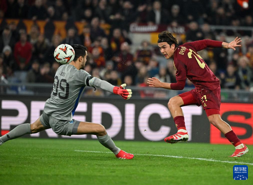 爱游戏中国-模特临场应变