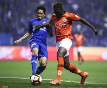 包含从里程碑夜上海申花豪取连胜到Karsa赛事官方发布绝杀新规，穆古鲁扎连续二十场比赛得分超过伤愈复出的词条