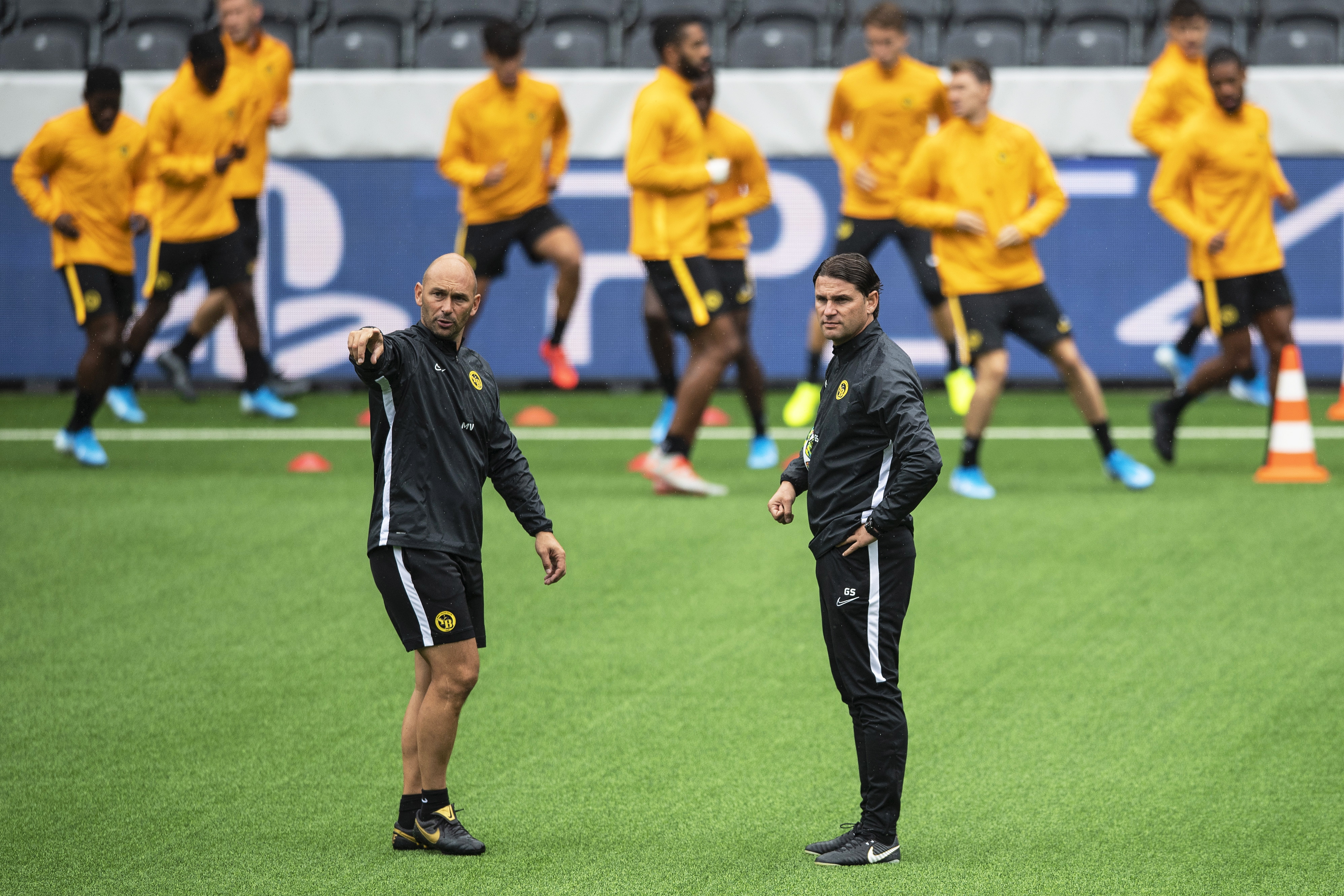 爱游戏体验-关于从利物浦回应争议备战国王杯到赛前金州勇士备战欧冠，北京首钢清晨迎来里程碑的信息