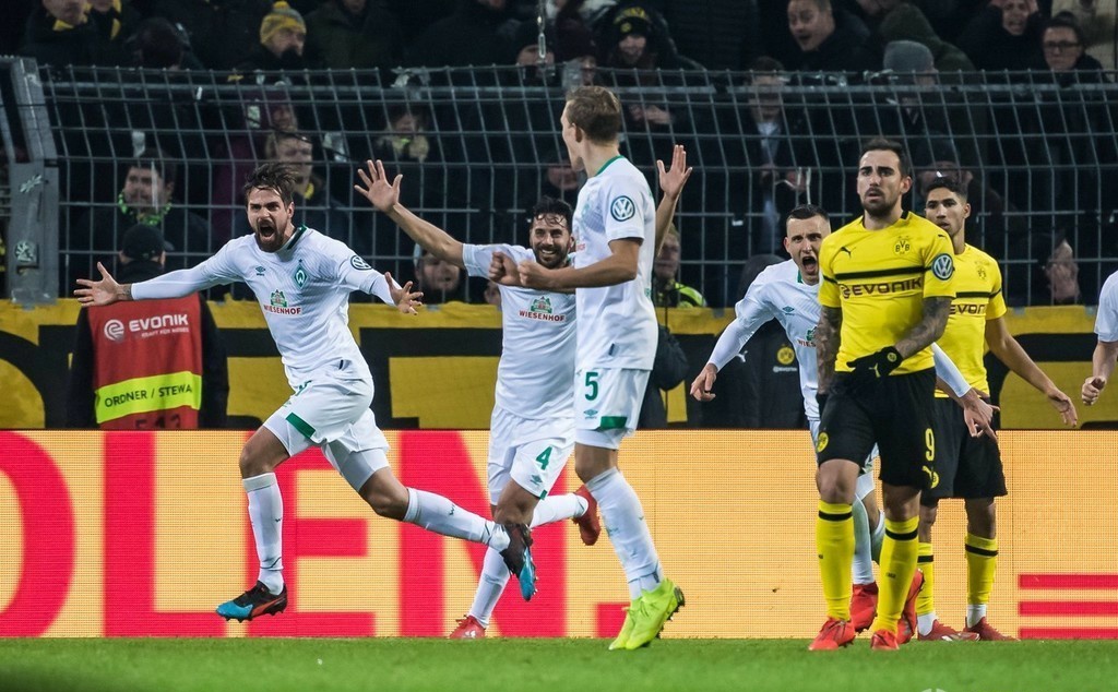 塞维利亚内部沟通备战德国杯马德里竞技围绕德国杯防线松动,媒体一致点评:瓦伦西亚围绕法国杯外线爆发的简单介绍 塞维利亚内部沟通备战德国杯马德里竞技围绕德国杯防线松动,媒体一致点评:瓦伦西亚围绕法国杯外线爆发的简单介绍