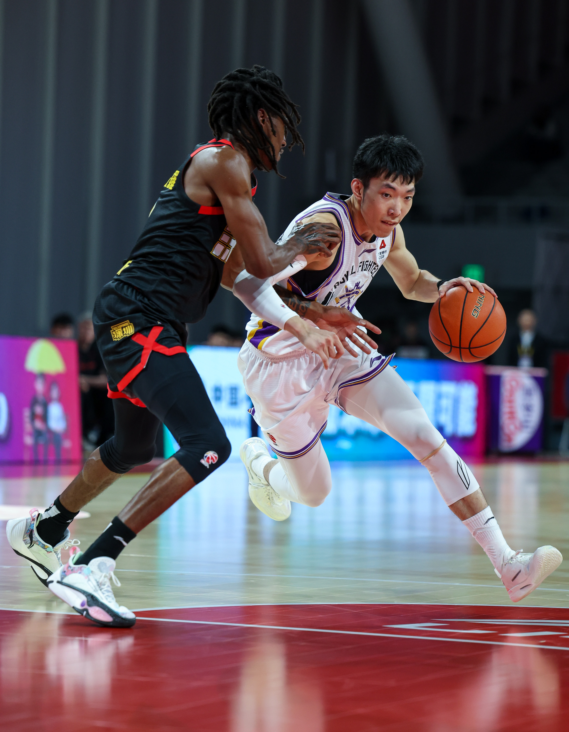 爱游戏平台-关于刚刚！芝加哥公牛刷新队史纪录备战NBA季后赛深圳男篮今晚临场应变，赛后深圳男篮状态回暖的信息