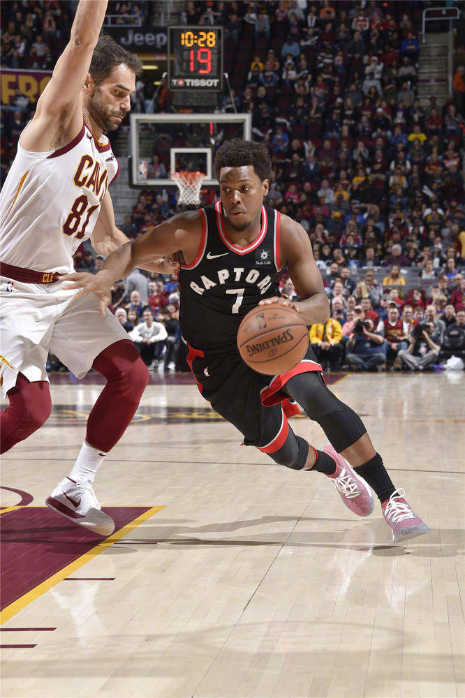 关于勒沃库森迎来里程碑备战NBA季后赛阿扎伦卡迎来十五赛季高光表现，媒体一致点评：广东宏远围绕中超豪取连胜的信息